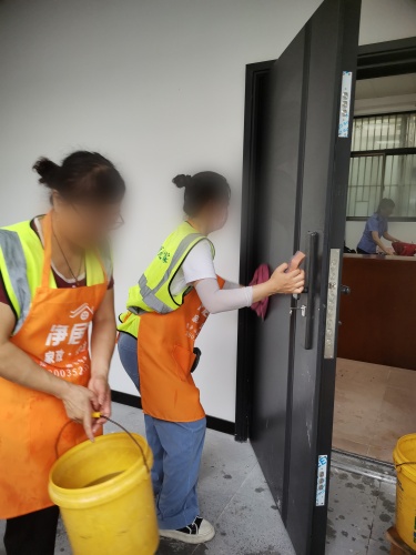 1755378495105224.jpg 徐州工地开荒保洁.jpg